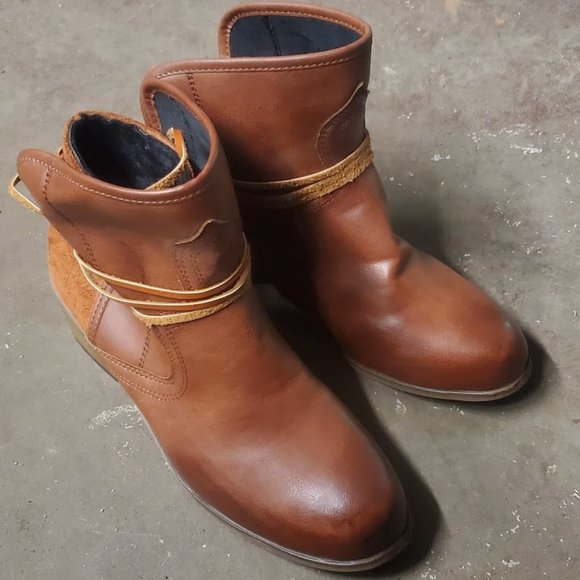 Ankle Bootie - Picture 1 of 9